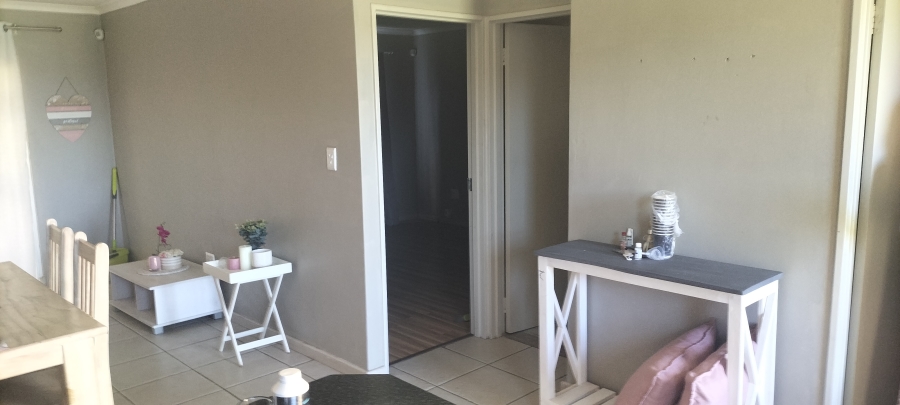 2 Bedroom Property for Sale in Hagley Western Cape